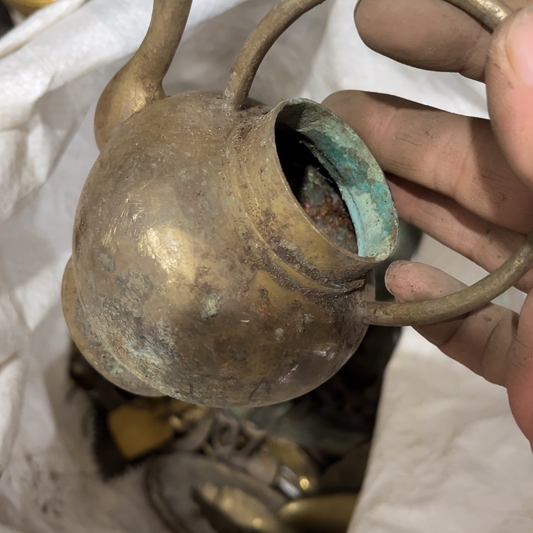 a***水闪电购铜摆件工艺品