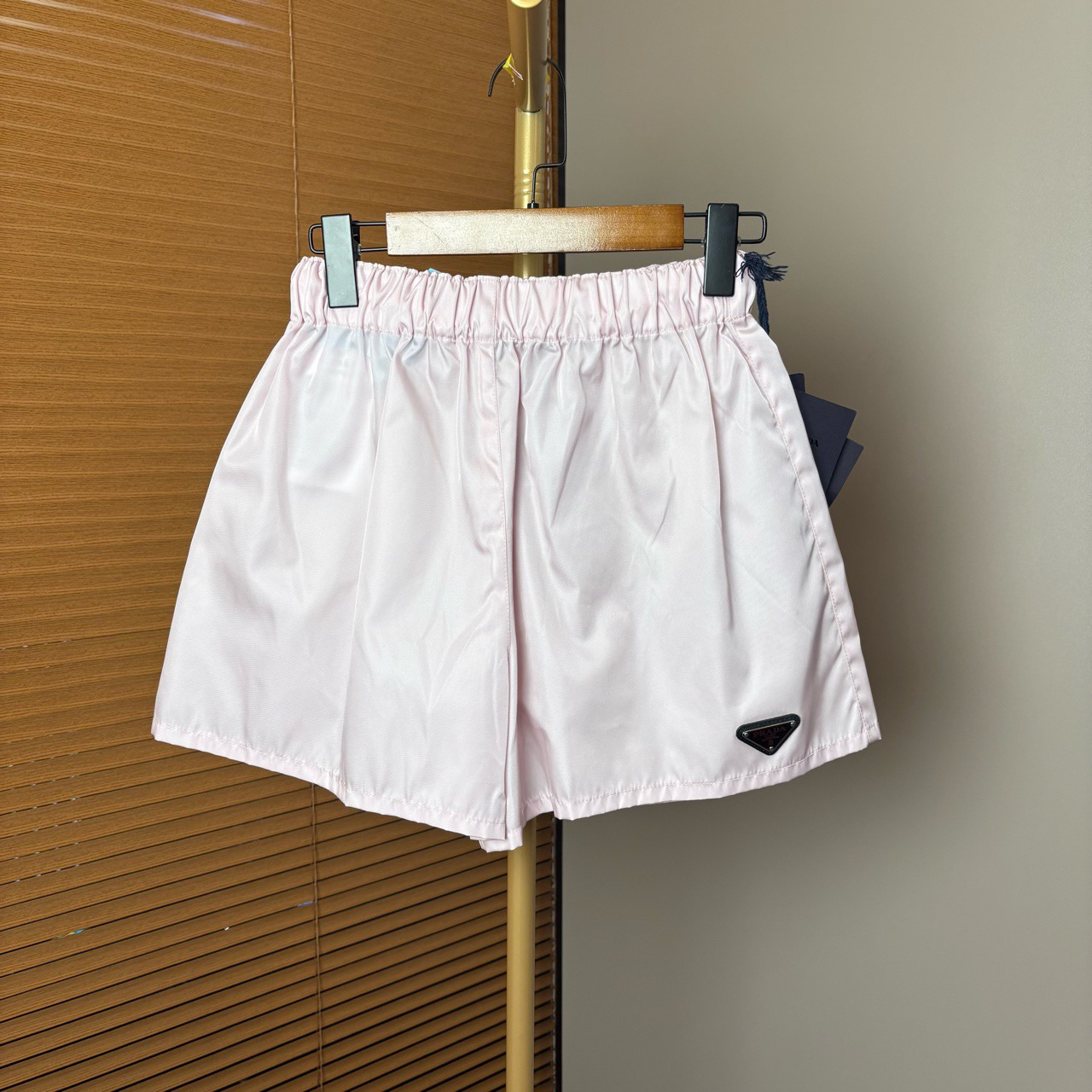 全新未使用 Prada/普拉达 短裤 38码 40码/全新/吊牌 fg208150