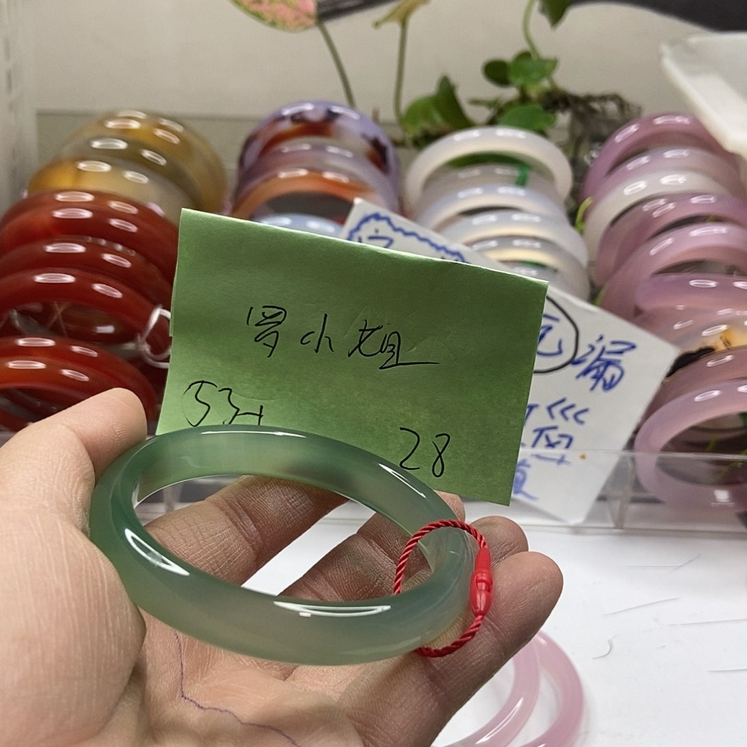 玛瑙/玉髓手镯未镶嵌罗*姐8