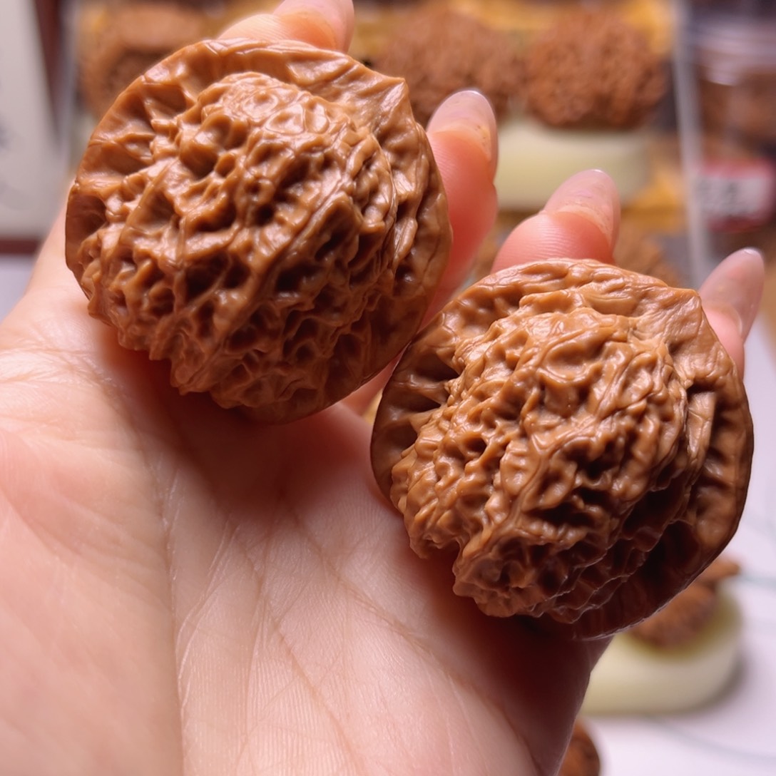 文玩核桃吊坠全品玉麒麟