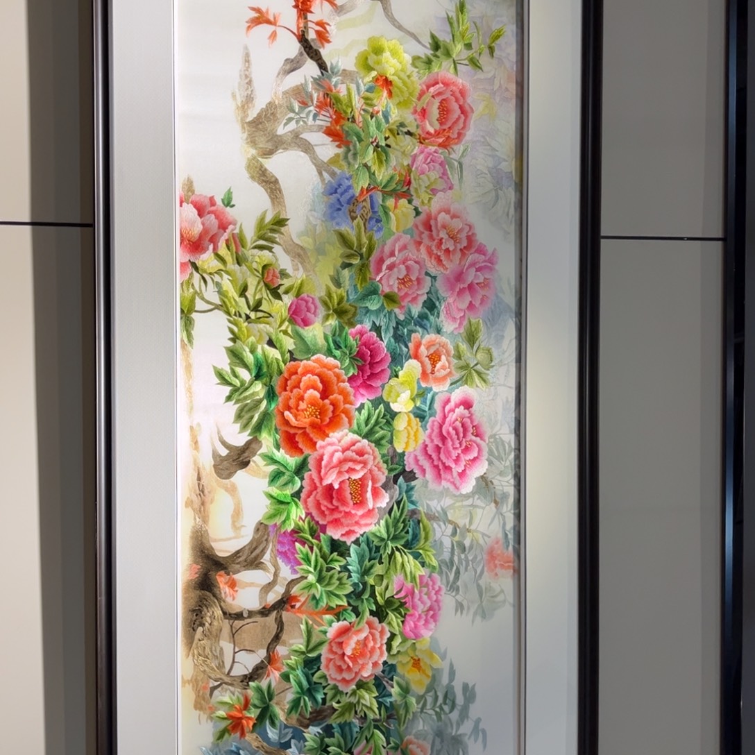 带灯款手工苏绣朦胧牡丹60*160