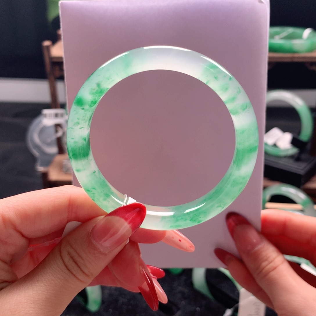 石英质玉手镯53未镶嵌