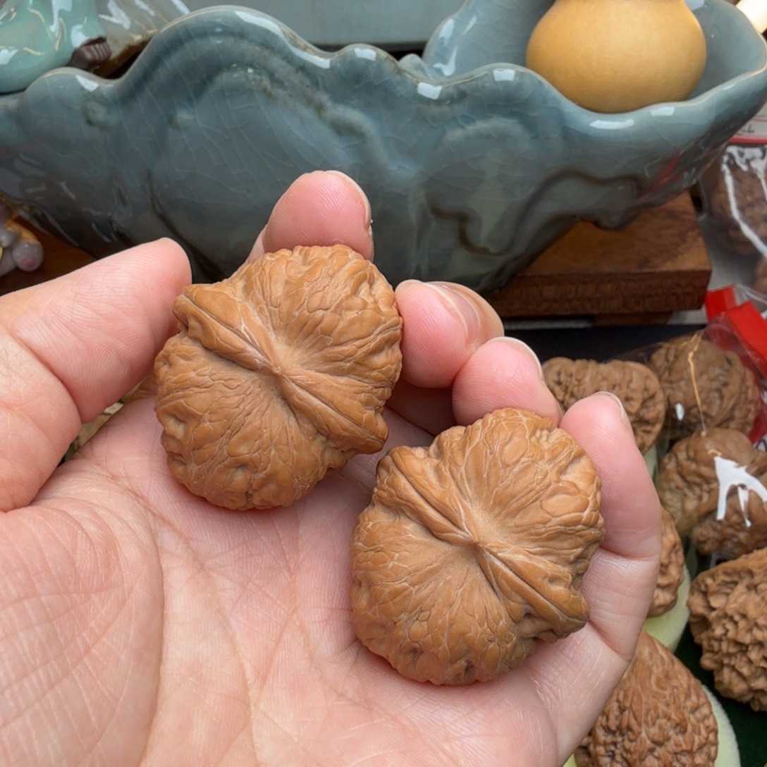 核桃文玩核桃吊坠 平谷元宝38全品