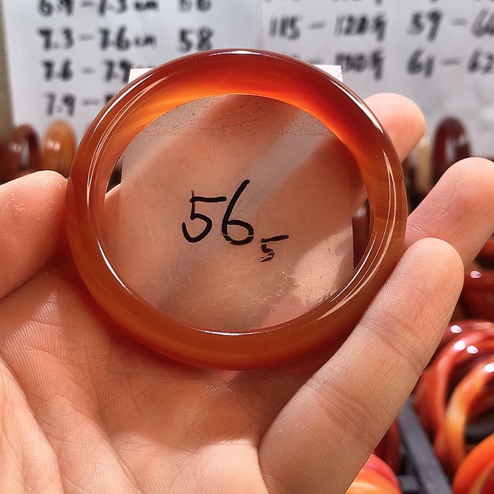 玛瑙/玉髓手镯未镶嵌