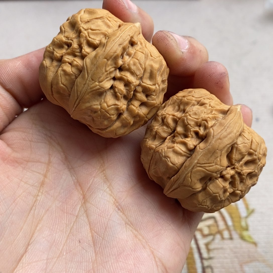 文玩核桃吊坠W****e甲骨文