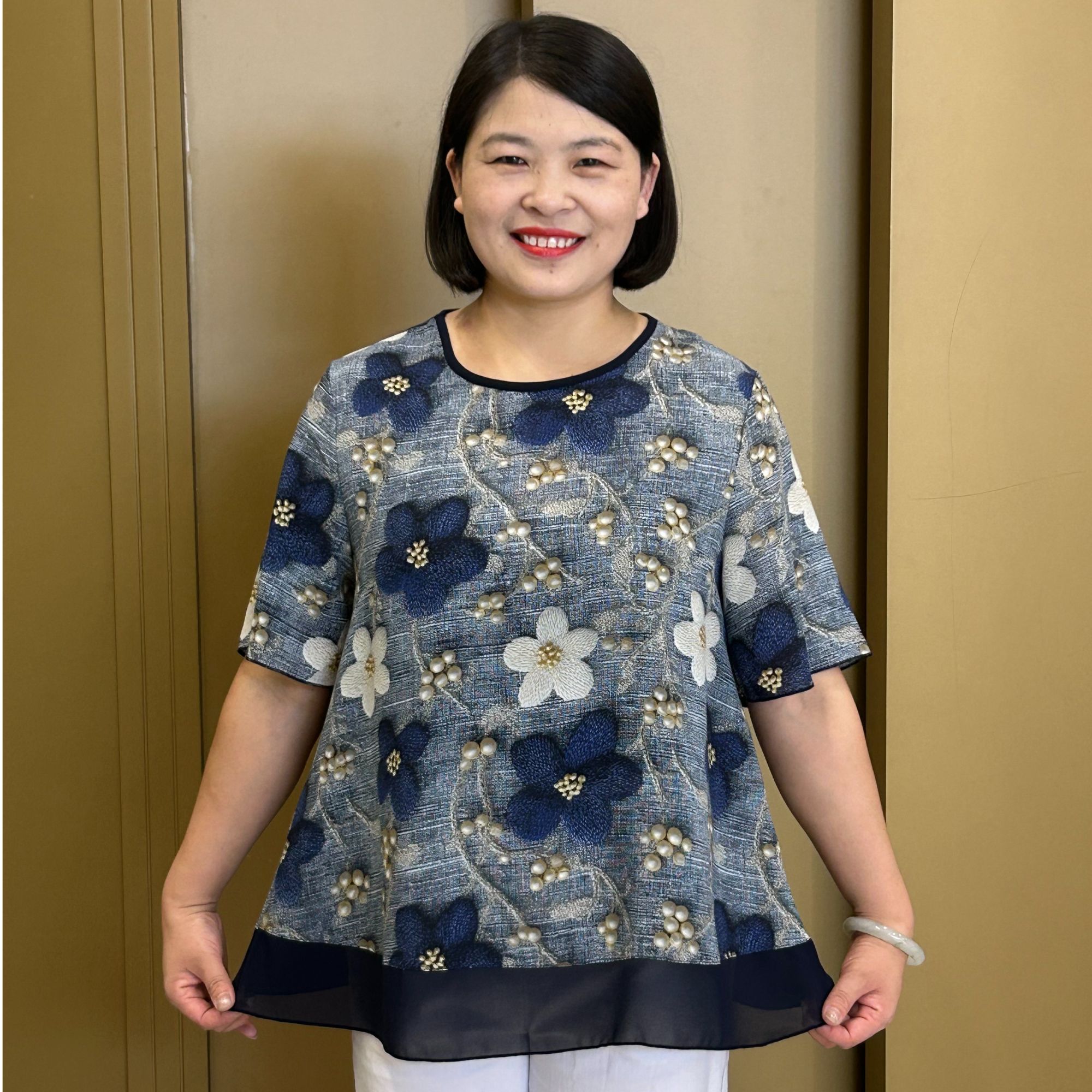 夏季新款圆领中老年女装常规荷叶袖百搭洋气时尚大版衫