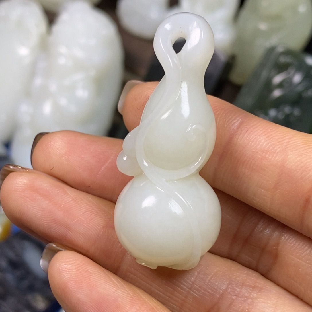 和田玉挂件未镶嵌