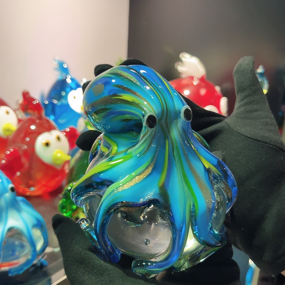 茶盏琉璃的颜色是什么颜色呢色