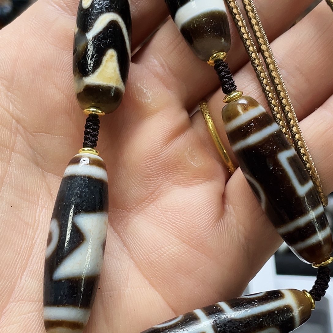 玛瑙/玉髓未镶嵌多样性发一条