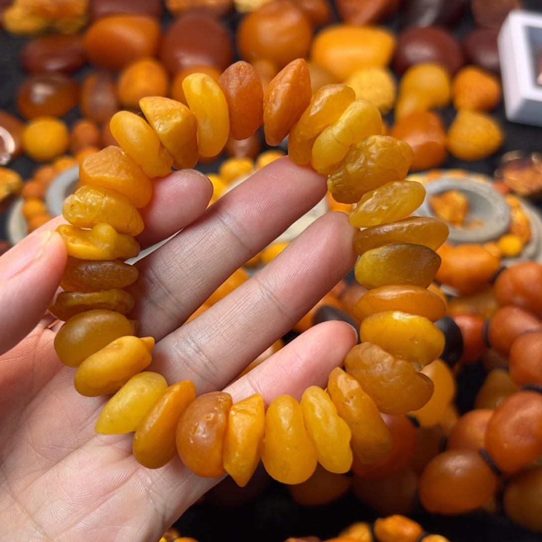 琥珀裸石未镶嵌天然蜜蜡手串