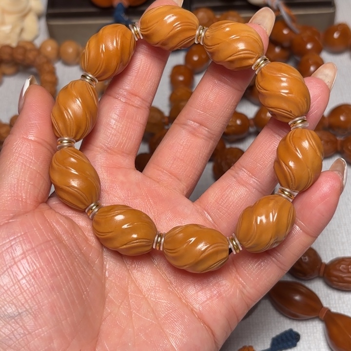 尒****手串/手链橄榄核1.5扭转乾坤