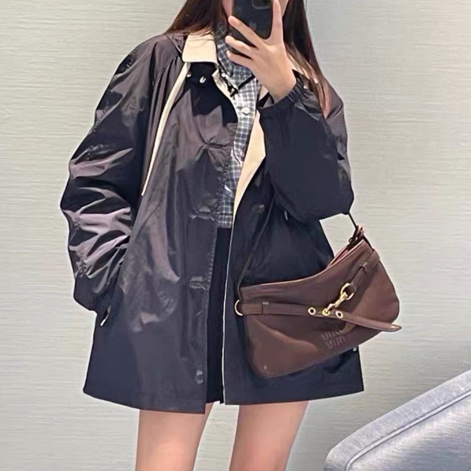 未使用 MIU MIU/缪缪 25新款外套/40码/TT1157/公价46200 