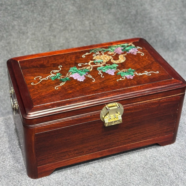 螺钿镶嵌41彩礼箱