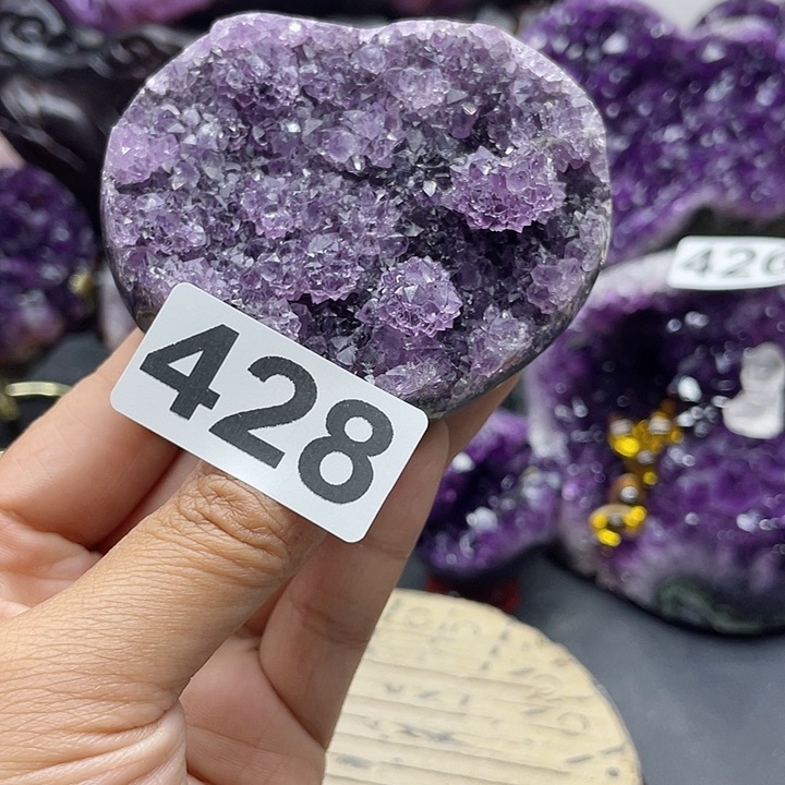 未镶嵌水晶大型摆件（非配饰）