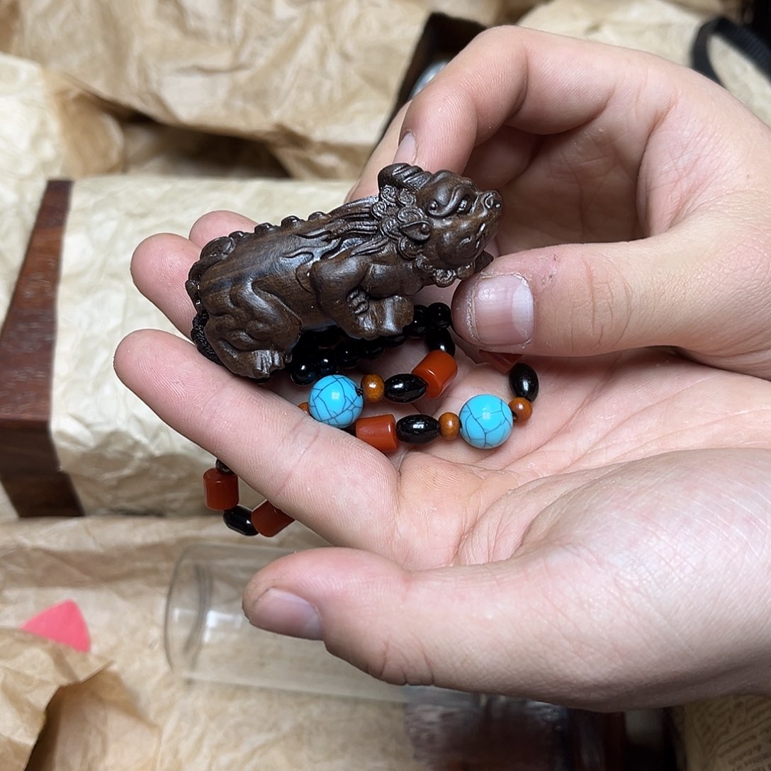 大叶紫檀（黑酸枝木类）