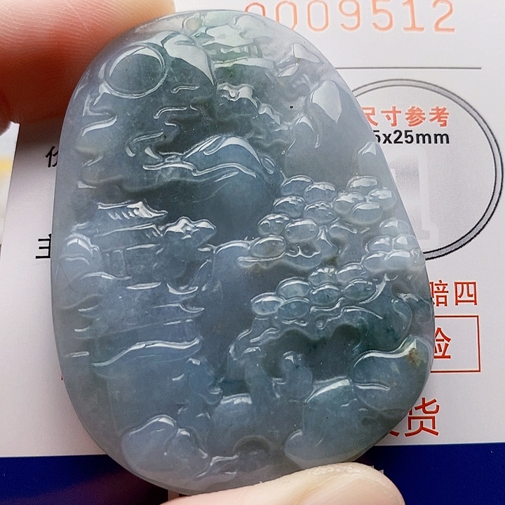 吊坠(不含链)未镶嵌翡翠