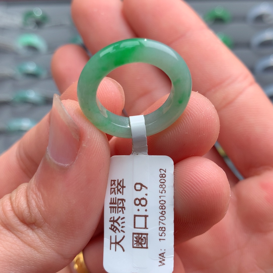 翡翠戒指未镶嵌天然