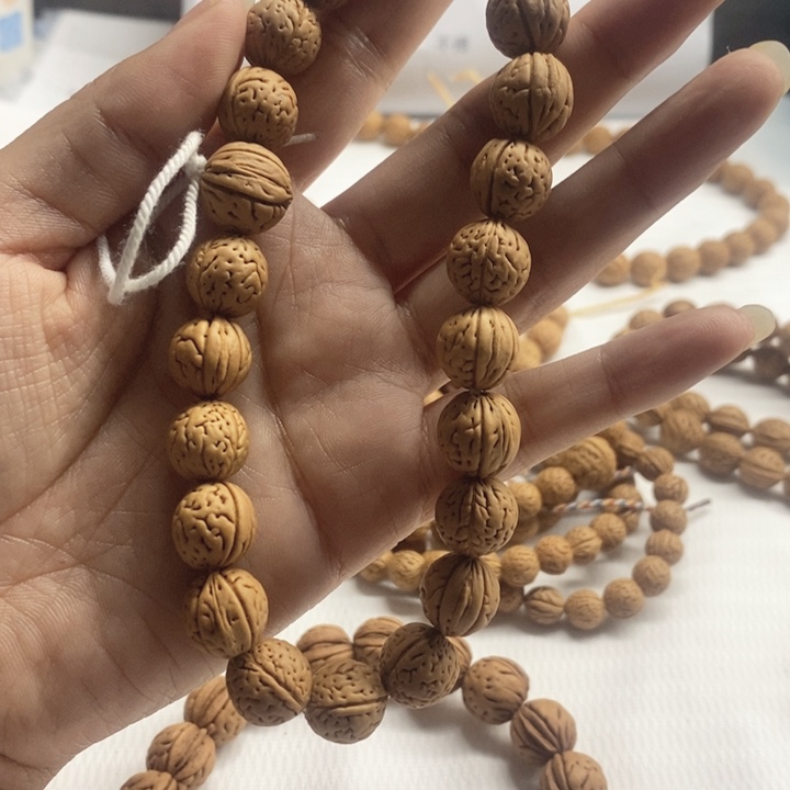 M***a桃核吊坠88888888888