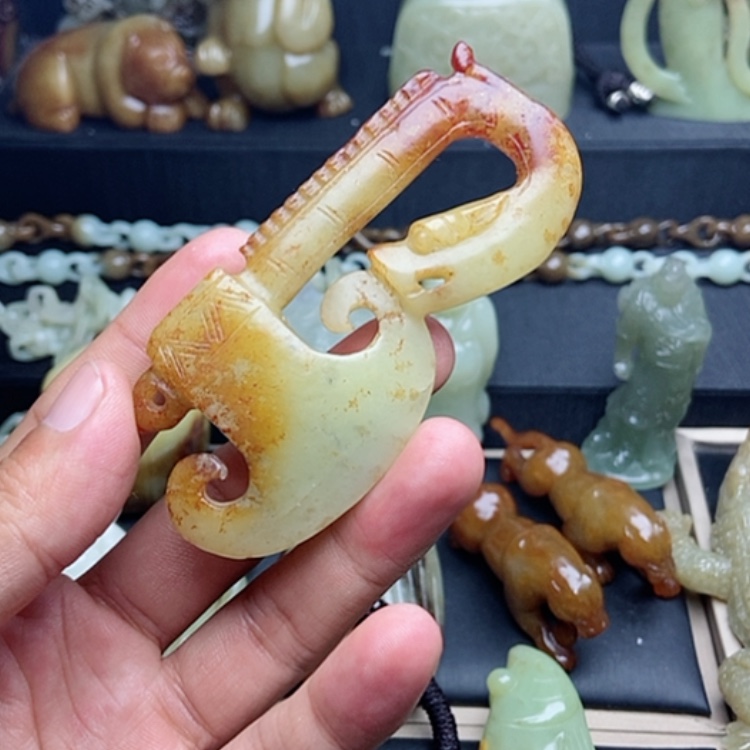 【闪购商品】和田玉颈饰未镶嵌