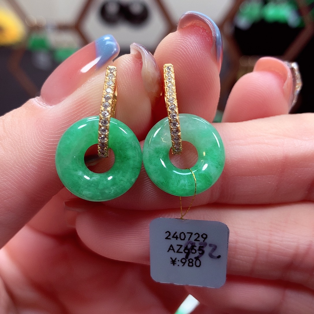 翡翠耳饰银S925镶嵌天然翡翠