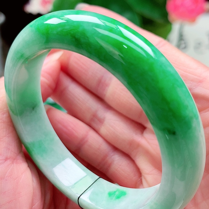翡翠未镶嵌手镯天然翡翠手镯