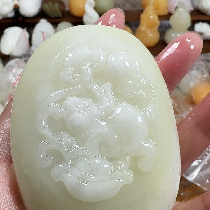 拼***者砖雕石头手把件不退不换