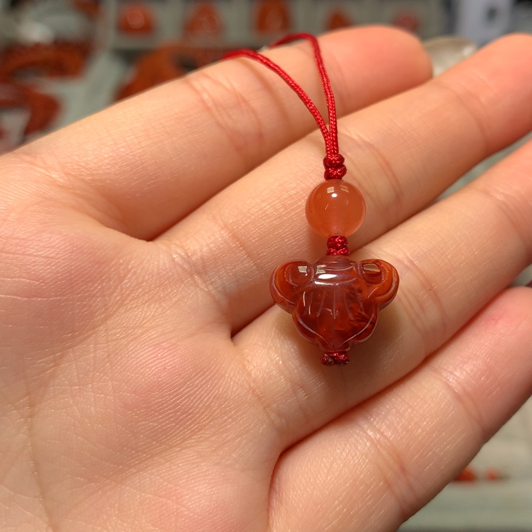 【闪购商品】南红玛瑙挂件未镶嵌