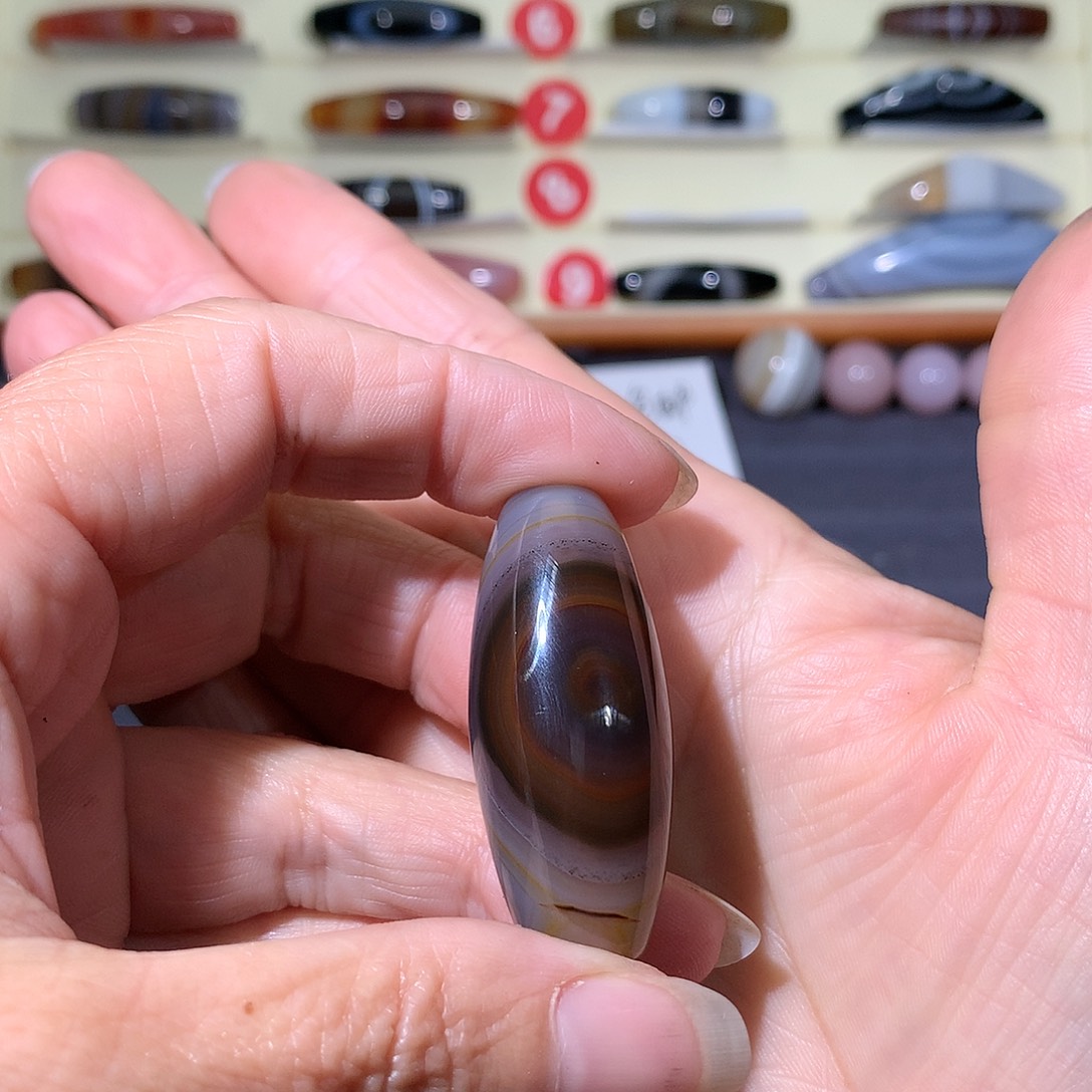 瑞***柜玛瑙/玉髓未镶嵌颈饰