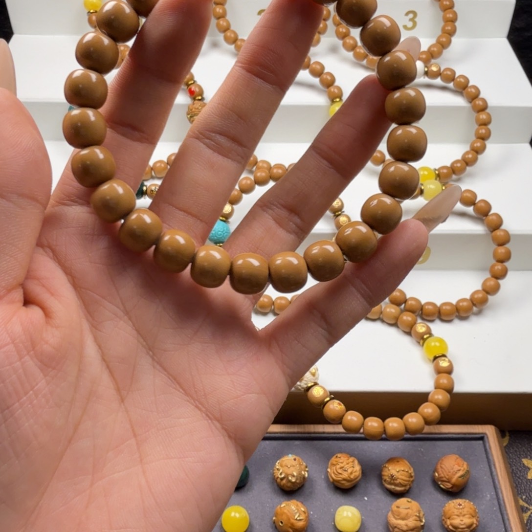 猴头核桃吊坠猴头核桃吊坠送配