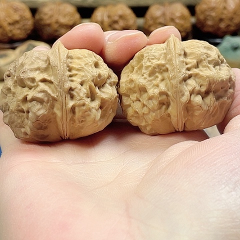 文玩核桃把件玉龙金蟾带彩43练手对