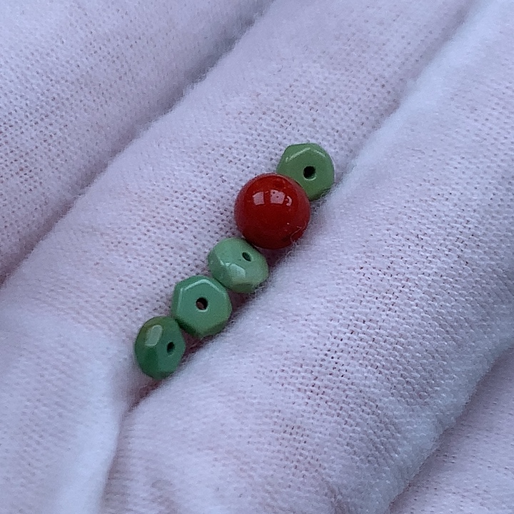 南红玛瑙未镶嵌珠宝奇石