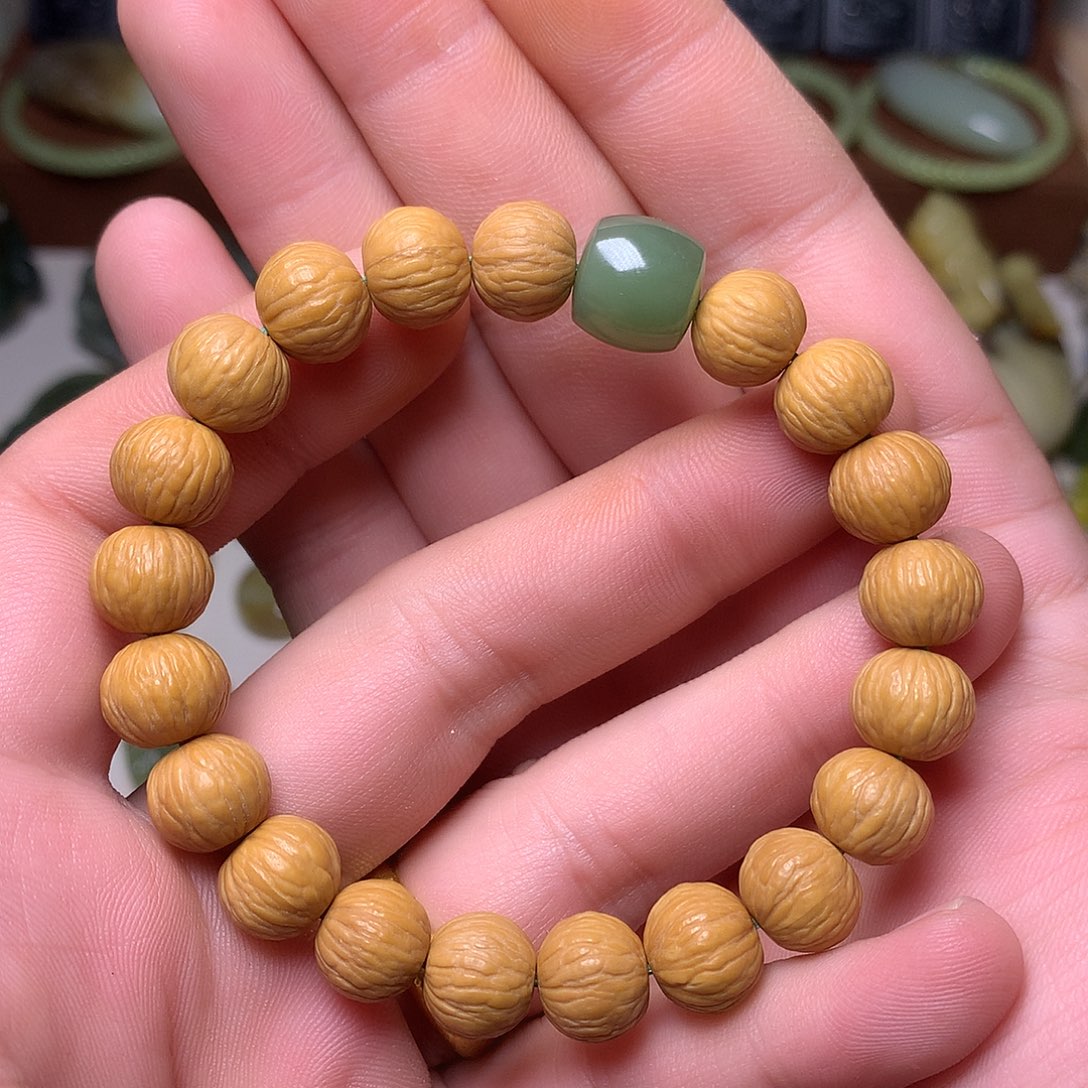 未镶嵌手链和田玉