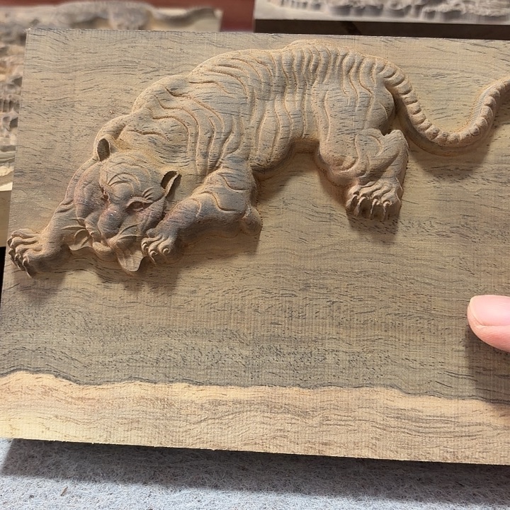 用***8风车木（黑檀木）瑕疵底座