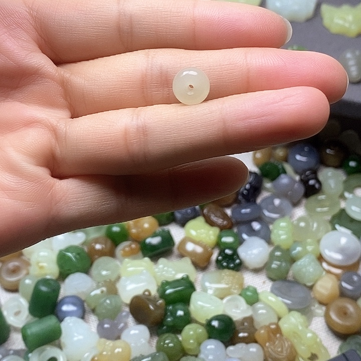 未镶嵌和田玉挂件吱*