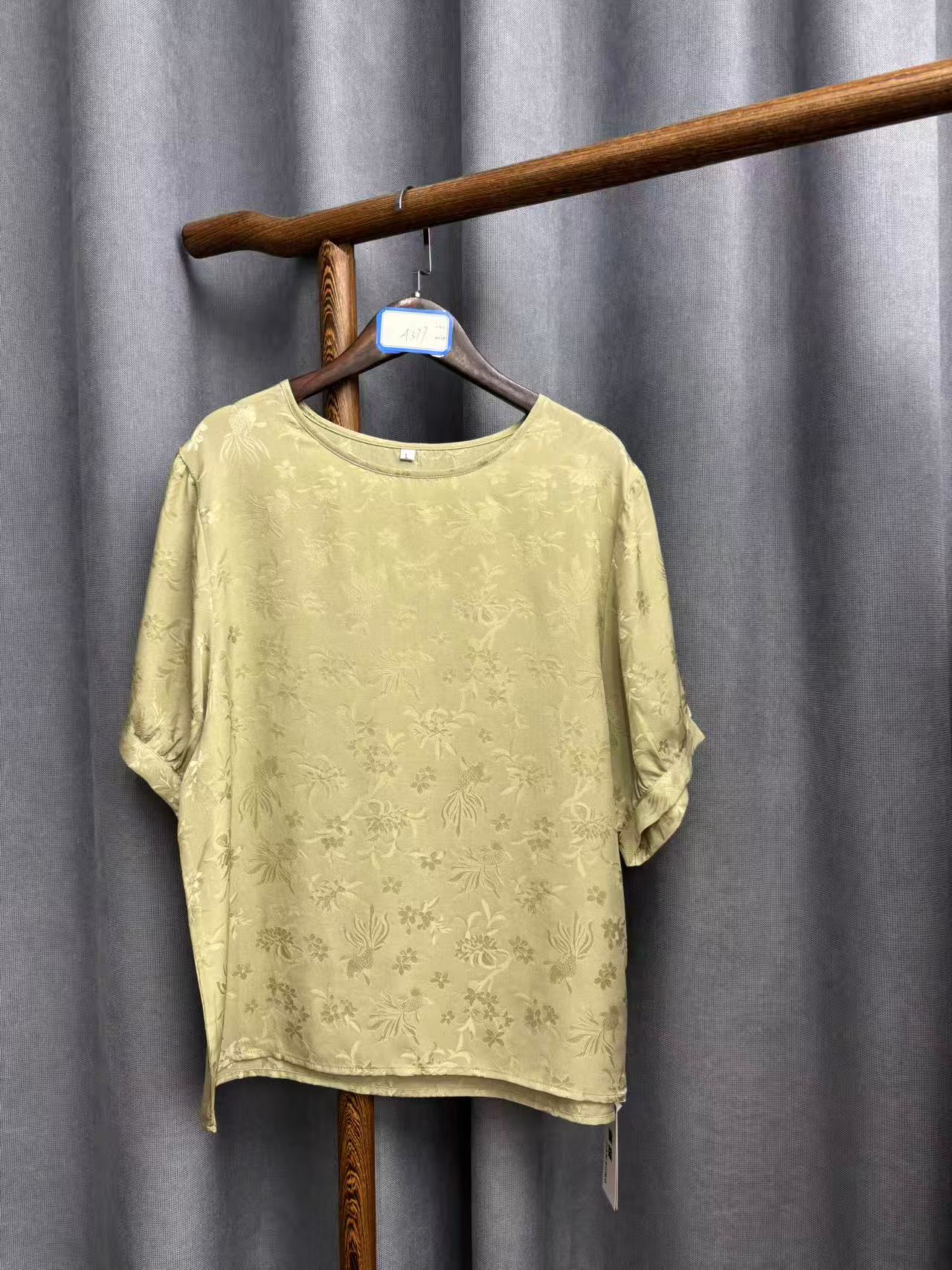 2025夏季新款休闲百搭时尚桑蚕丝上衣短袖女A377