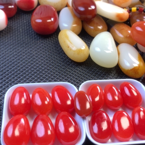 完全开放新疆戈壁五彩彩石