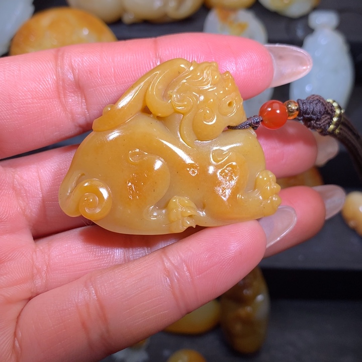 和田玉颈饰未镶嵌