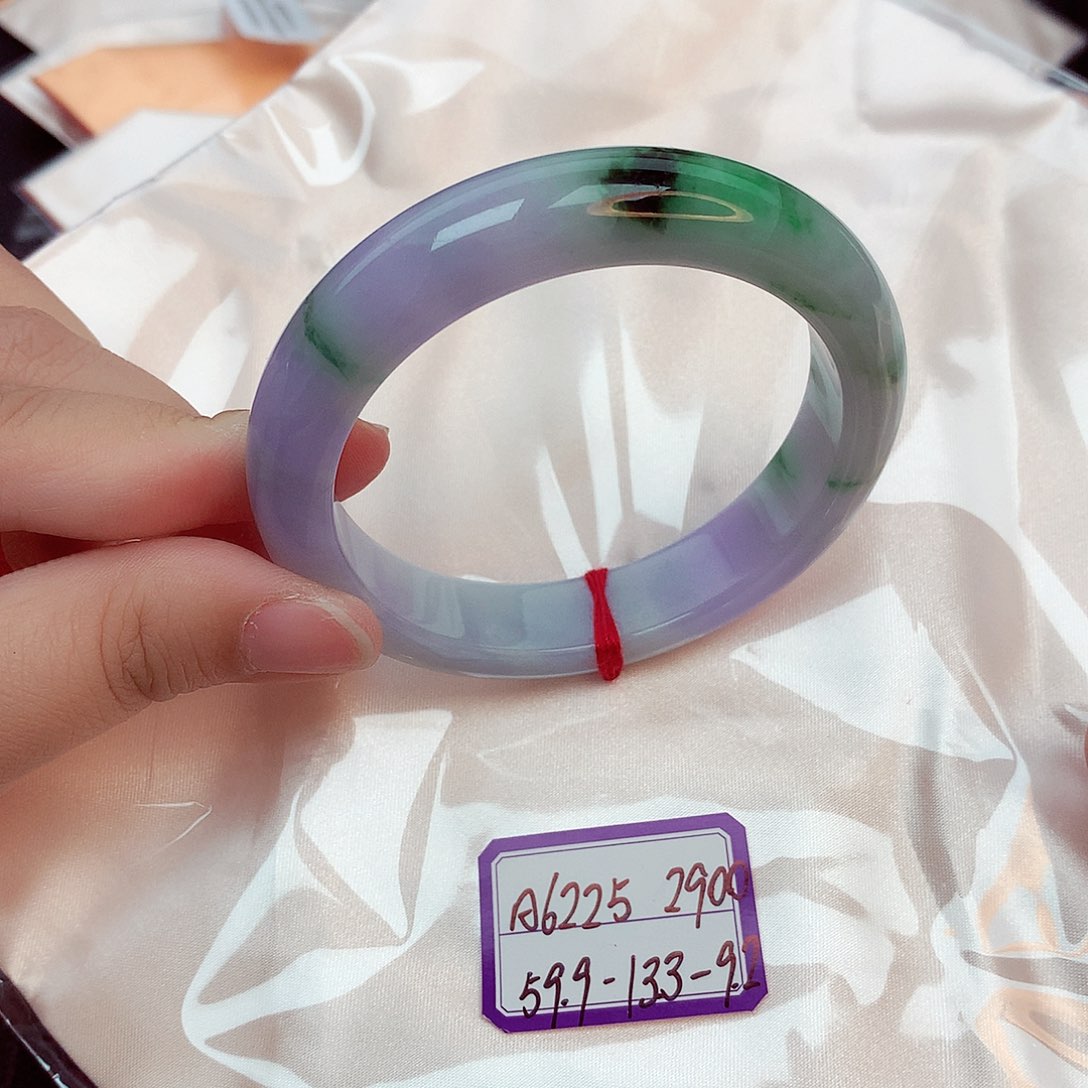 翡翠未镶嵌手镯缅甸翡翠