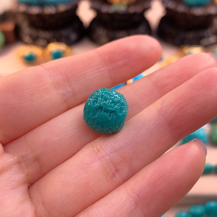 绿松石配饰未镶嵌