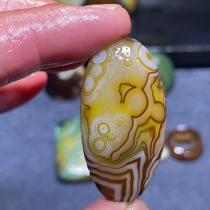 未镶嵌玛瑙/玉髓珠宝奇石