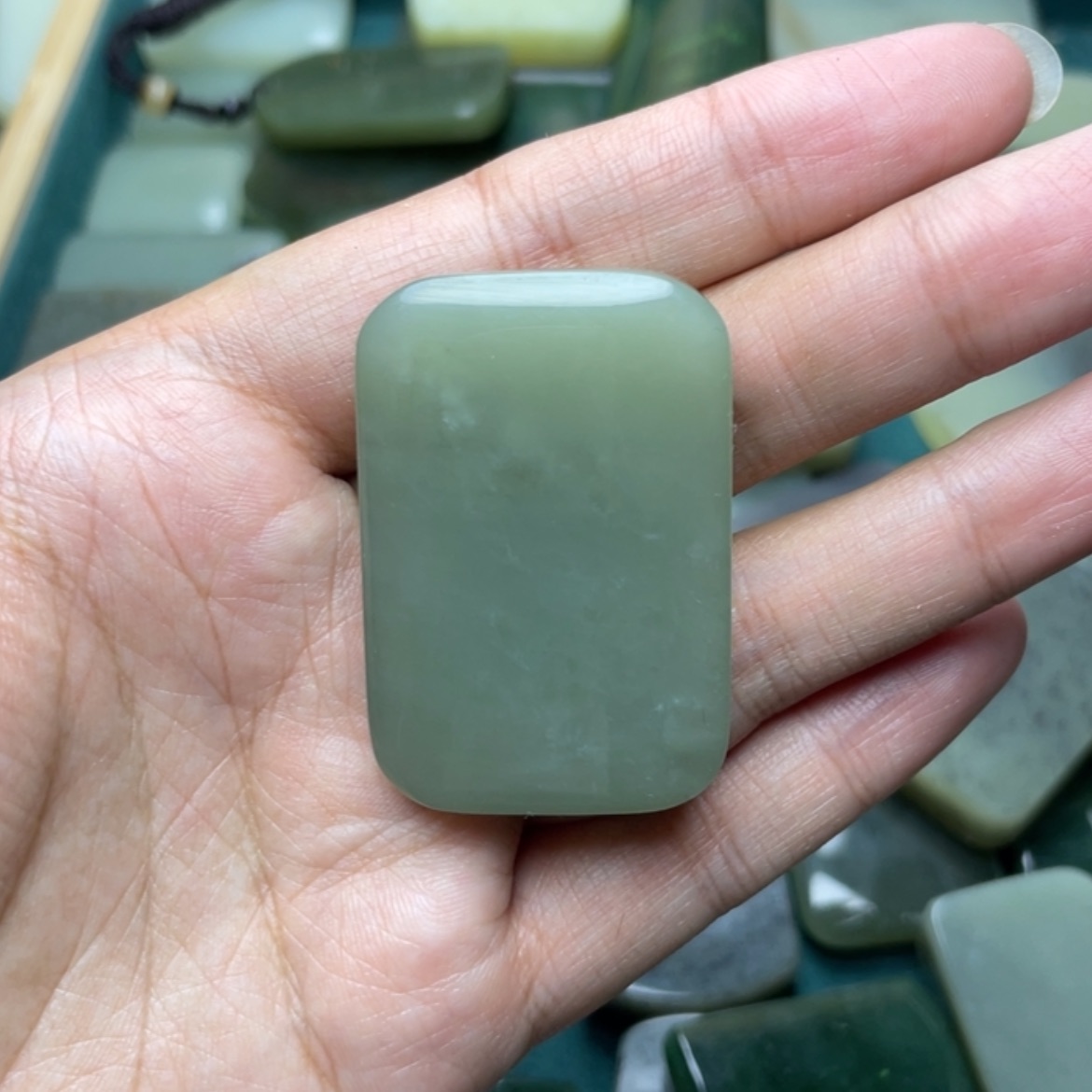 【闪购商品】颈饰未镶嵌和田玉