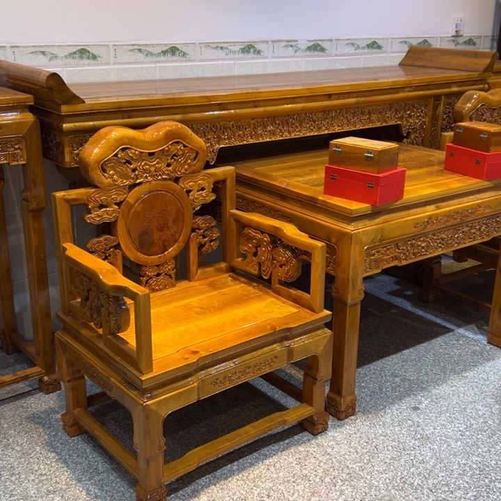 竹漳****》金丝楠木中堂4件套