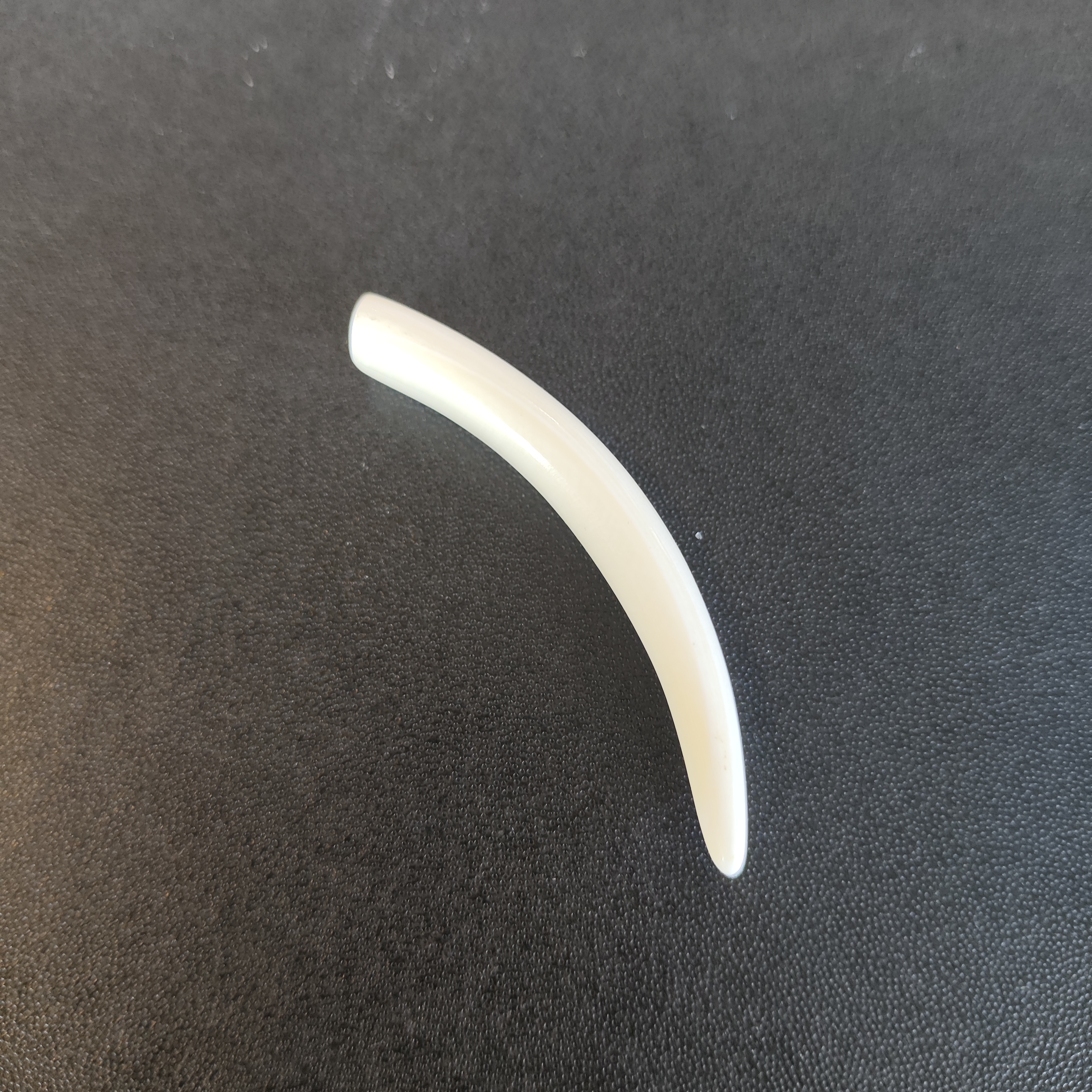 猛犸约3.2克牙尖挂件KK451