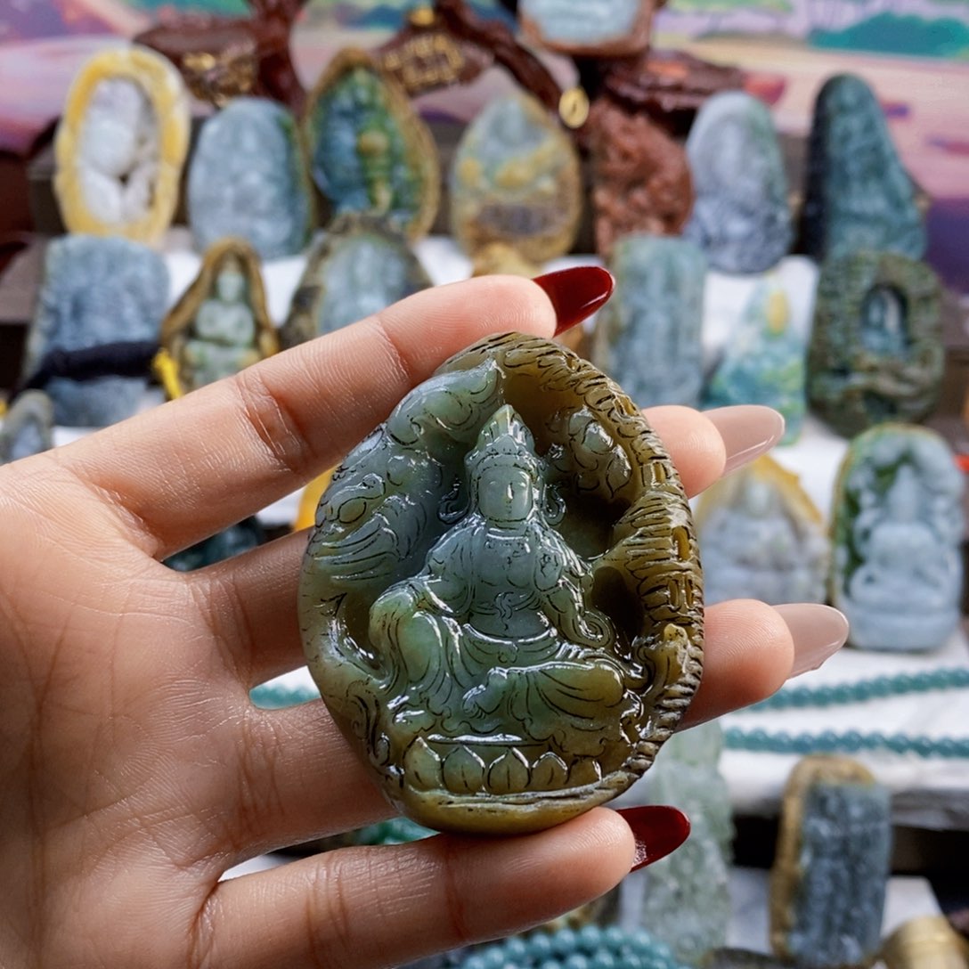 用***2定制翡翠未镶嵌翡翠定制链接