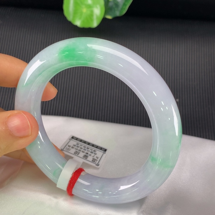 翡翠手镯未镶嵌圆条56