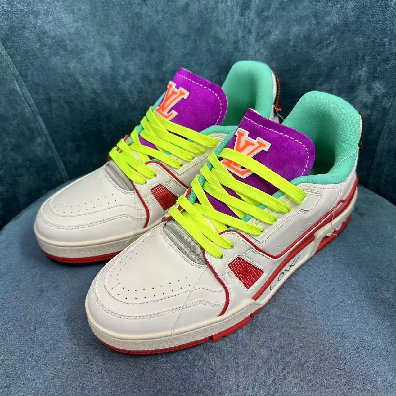 未使用 LouisVuitton/路易威登 巴黎城市秀场限定款trainer奢鞋