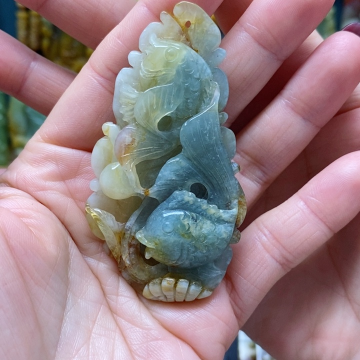 蛇纹石玉挂件未镶嵌