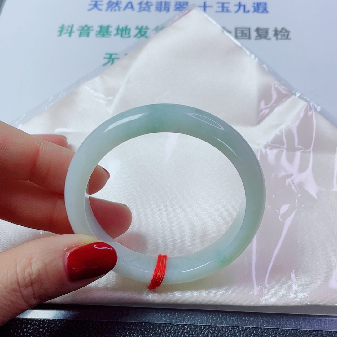 翡翠未镶嵌手镯圈口55.6宽12厚7.8