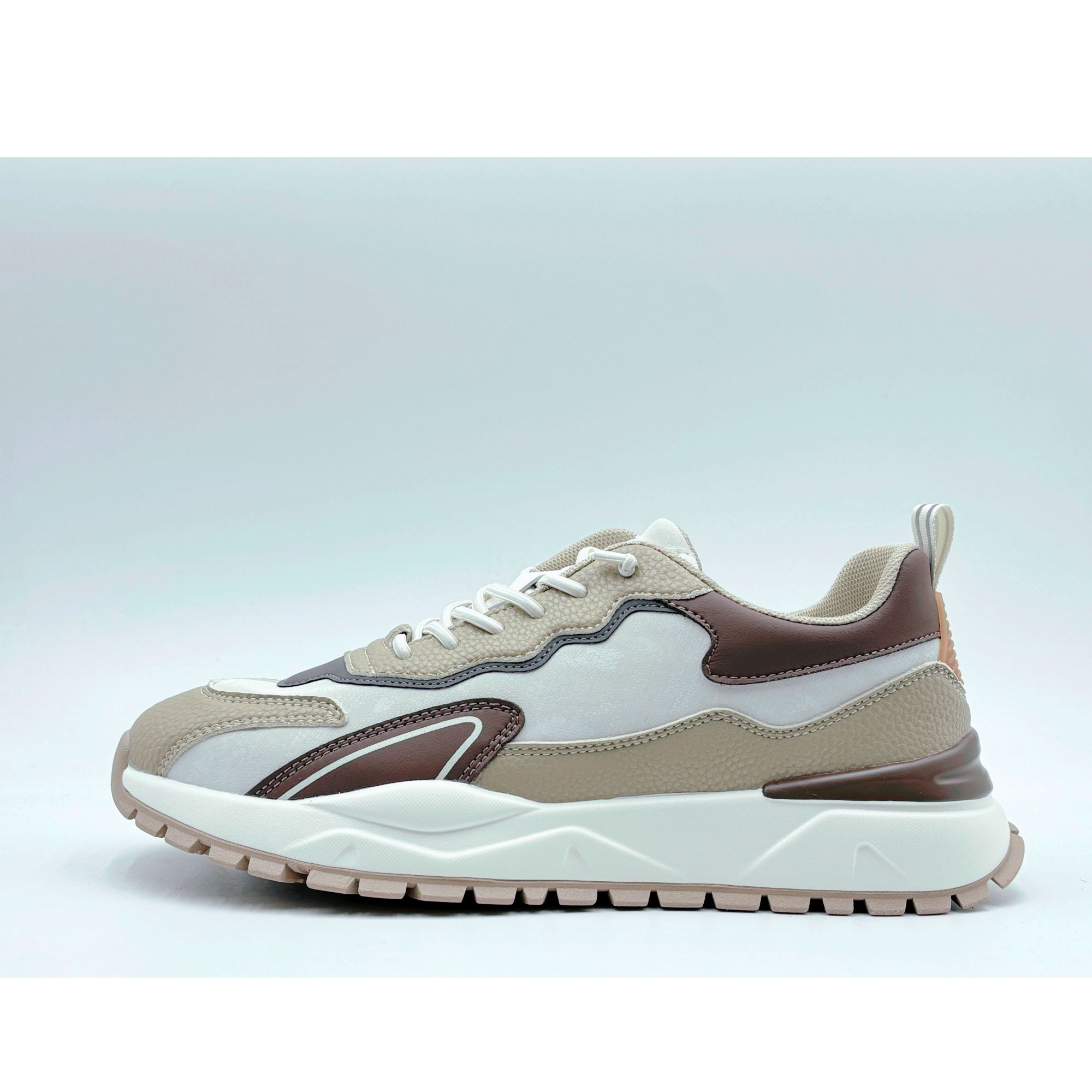 82171皮面新款休闲鞋