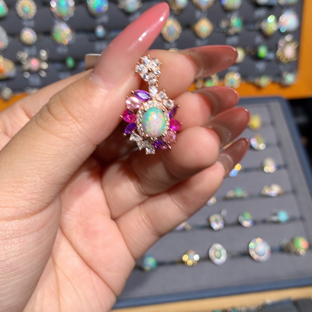 银S925镶嵌欧泊欧泊福利吊坠l